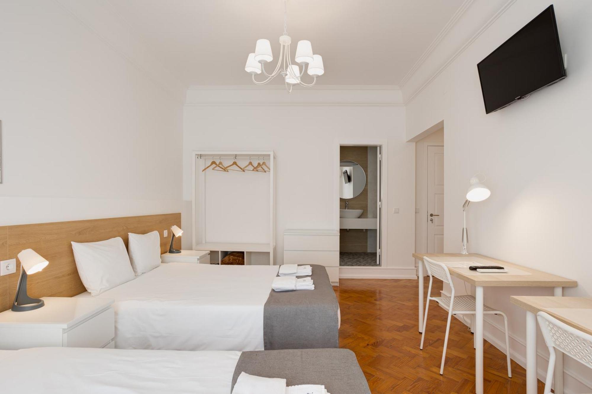 Home Out Rooms & Apartments リスボン エクステリア 写真